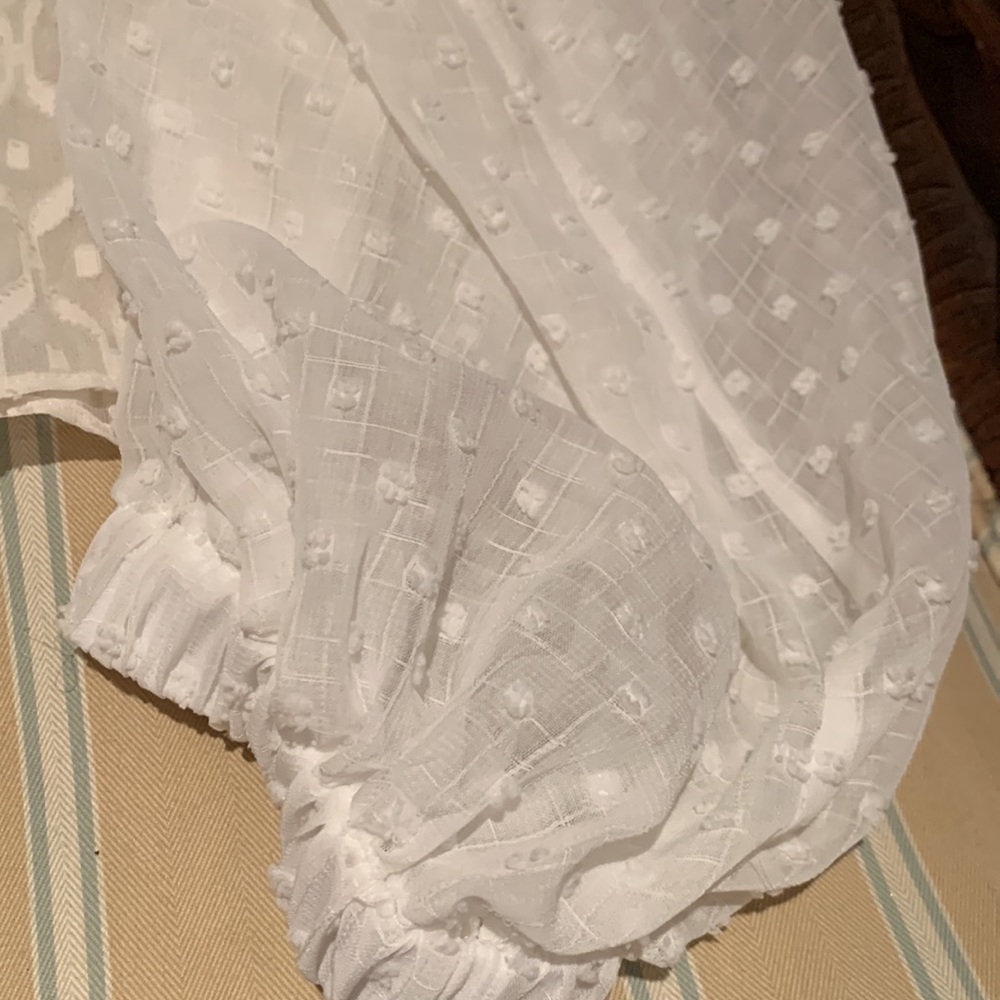 ALICE + OLIVIA JULIUS SILK BLEND BLOUSE PUFFED SLEEVES SWISS DOT DESIGN SIZE M - Picture 11 of 14